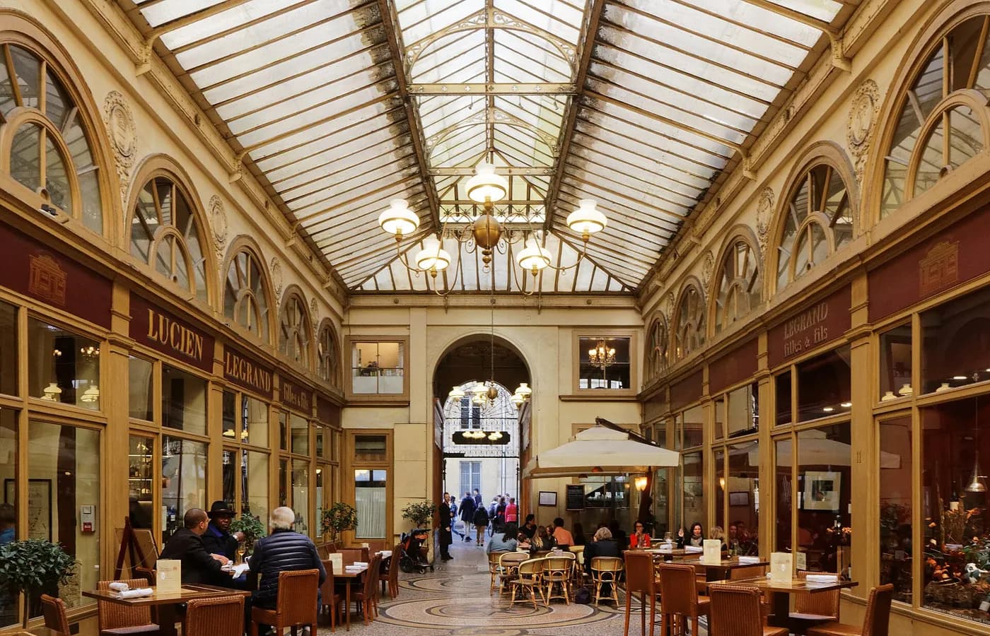 Galerie Vivienne, passage couvert — Paris 2e